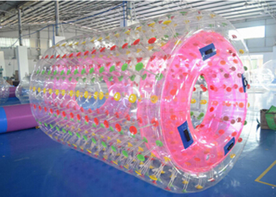 Китай Розовый раздувной ролик 2.4m*2.2m*1.6m воды, раздувные игрушки воды для озера поставщик